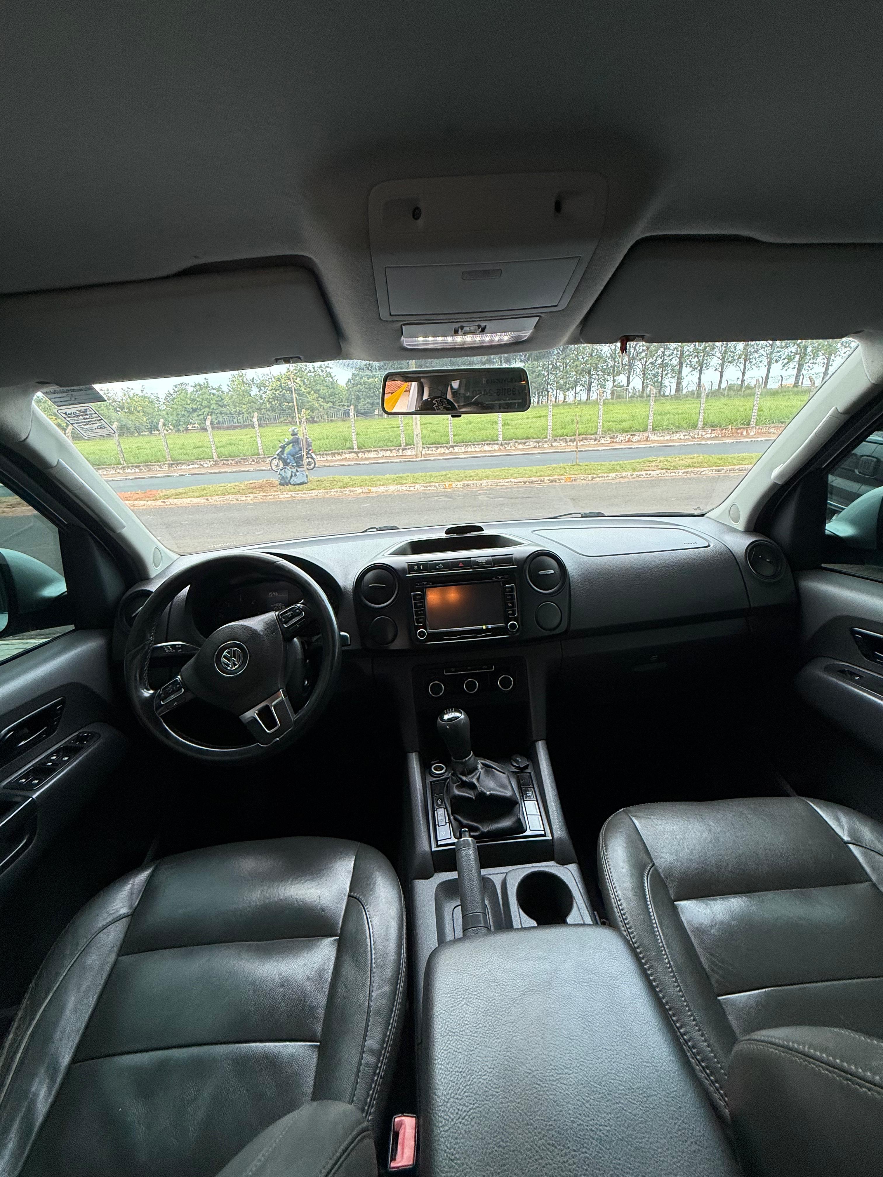 VOLKSWAGEN Amarok - miniatura 5